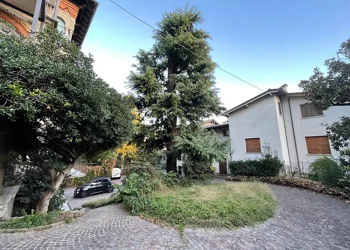 Bg Central Premium Suite Con Parcheggio
